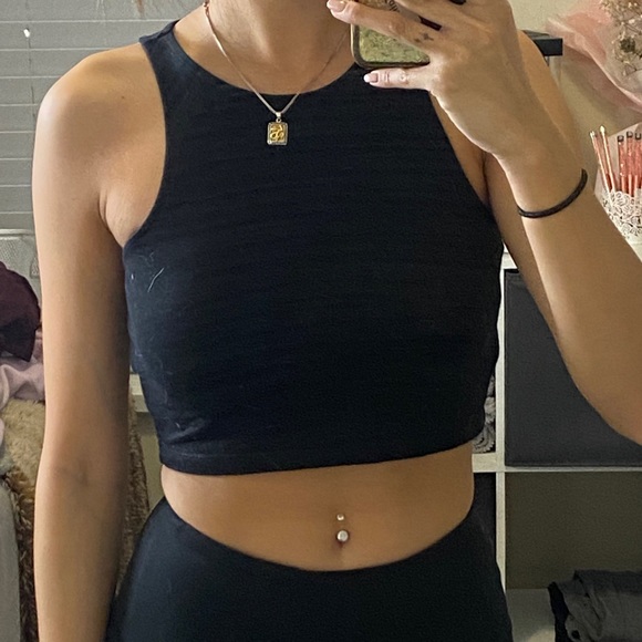 6 Tops for $50 - Picture 5 of 8